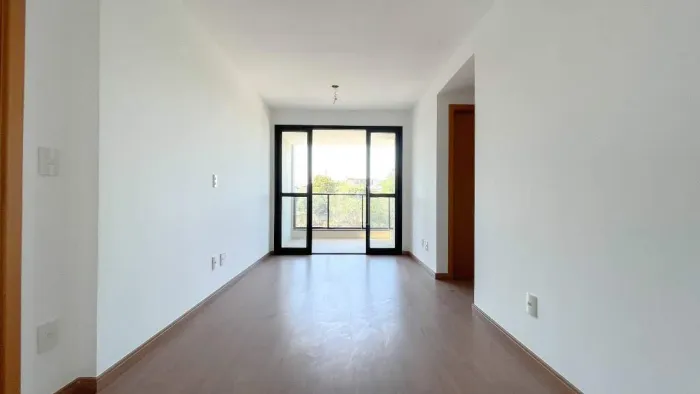 Lívia Machado Imóveis vende apartamento 02 quartos, sendo 01 suíte, com 60m² em Jardim Cam