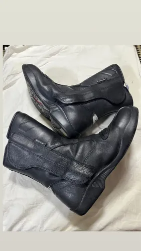 Bota mondeo touring dry em couro legítimo, feita para motociclistas