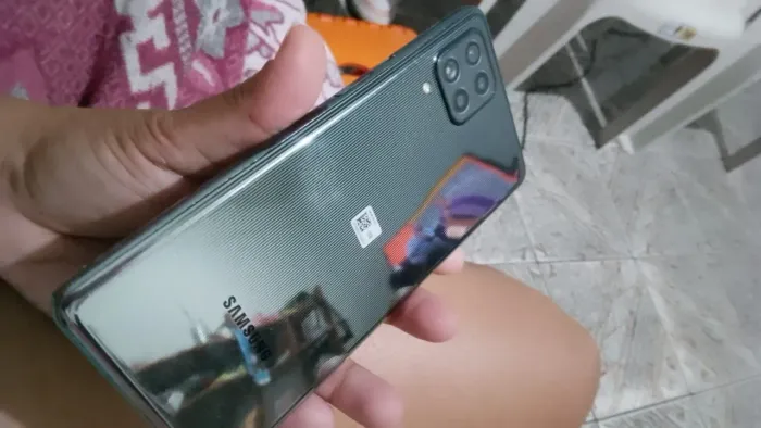 Vendo Celular Samsung Galaxy M62 trincado NFC 128G