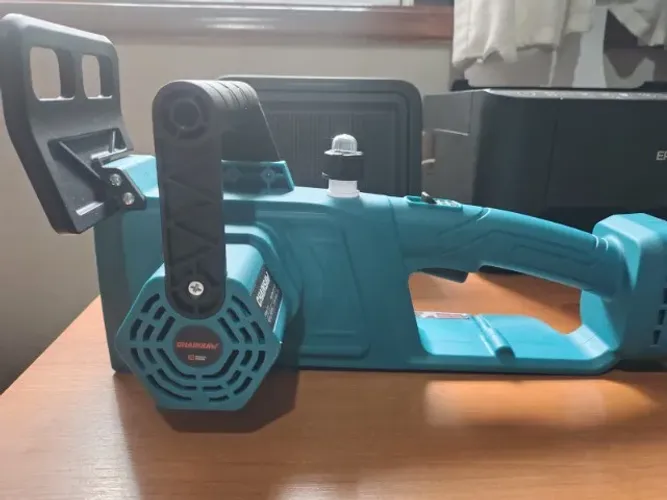 Mini Motosserra Elétrica portátil a bateria Chainsaw