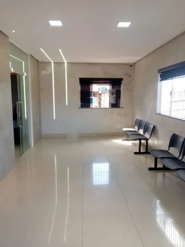 ALUGUEL COMERCIAL - MANGUEIRÃO - EM FRENTE AO RENATO CHAVES