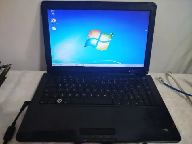Notebook CCE win E35L Intel i3 M350, 2,27Ghz, 4Gb Ram, 320Gb Hd, tela 14 polegadas