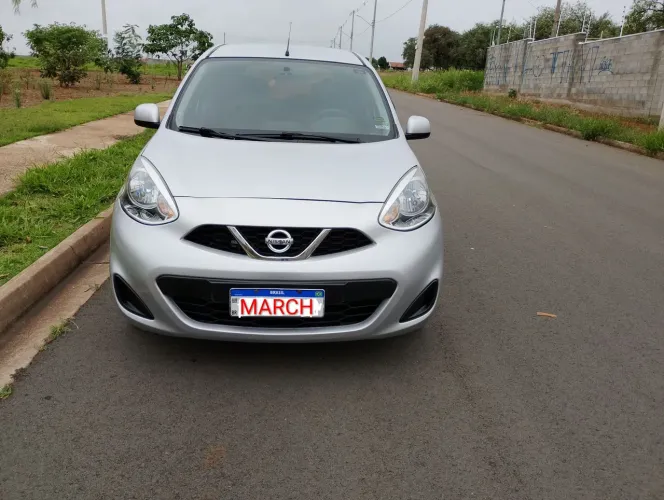 Nissan March S 1.0 12V Flex 5P 2018