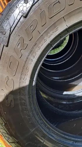 5 Pneus Pirelli Scorpion LT255/70 R16