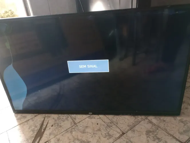 Tv AOC 40 tela quebrada mas funcionando