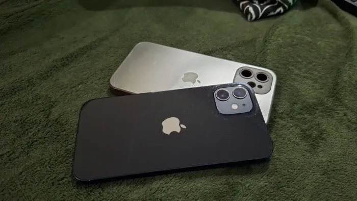 iPhone 12 64GB Preto Espelhado Sem Danos | Nunca aberto | Bateria para trocar