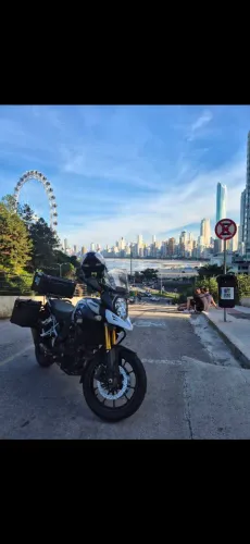 Vendo vstrom 1000 moto zerado 