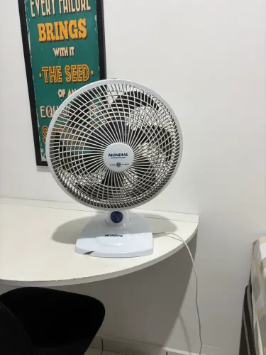 Ventilador de mesa Mondial