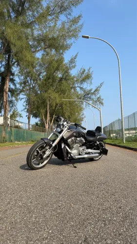 Harley Davidson V-Rod - VRSCF (Muito Nova)