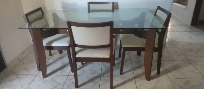 Conjunto de mesa de jantar com tampo de vidro 
