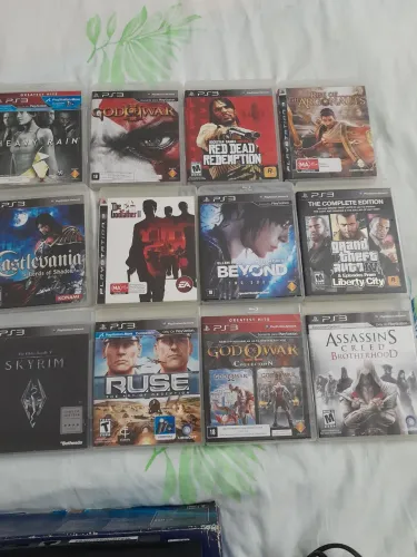 PS3 usado sem controle + 36 jogos
