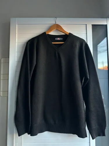 Suéter preto masculino 