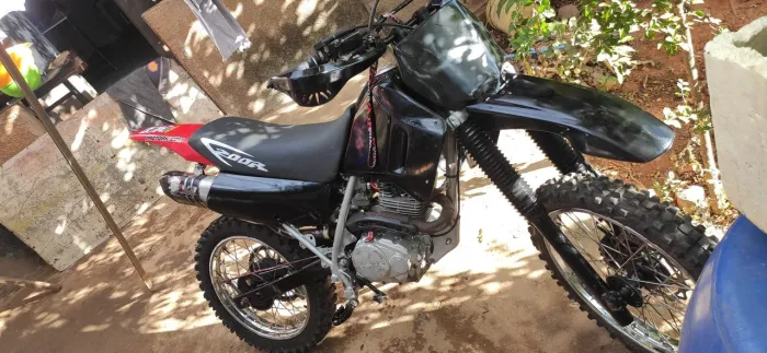 XR 200 Trilha Moto