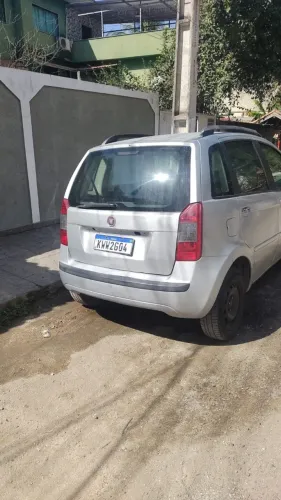 Fiat Idea ELX 1.4 MPI Fire Flex 8V 5P 2010