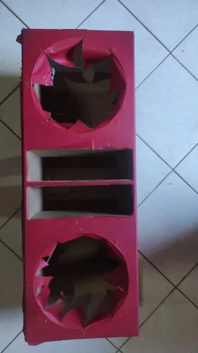 Caixa de som pra dois falante de 12"
