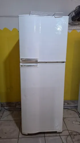 Vendo geladeira continental 506 litros
