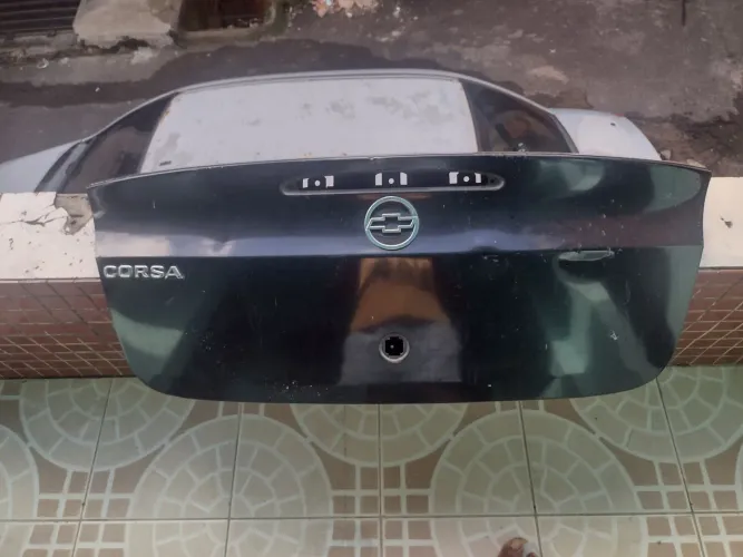 Tampa de porta mala do corsa maxx 2005a2010