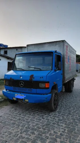 Mercedes 710 ano 1997