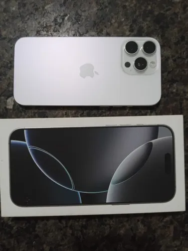 Vendo iPhone 16 pro Max