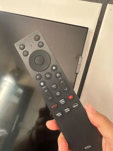 Smartv 43 ultra fina QLED LEIA