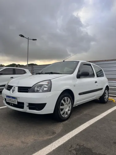 Renault Clio Hi-flex 1.0 16V 3P 2011