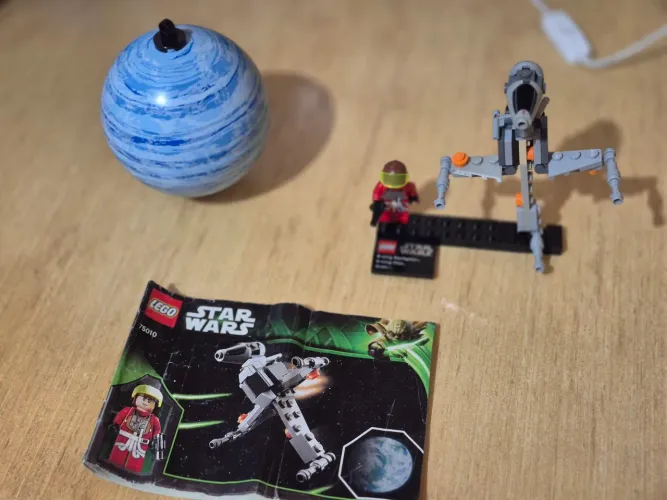 LEGO Star Wars 75010 B-Wing Starfighter (Microfighter)