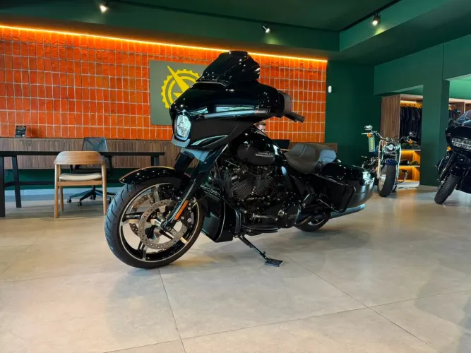 STREET GLIDE FLHX PRETA 2024/2024