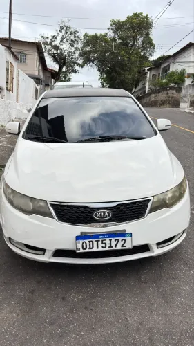 Kia Motors Cerato 1.6 16V Aut. 2013