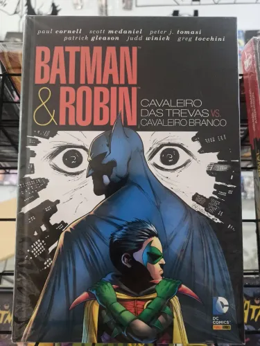 BATMAN E ROBIN CAVALEIRO DAS TREVAS VS, CAVALEIRO BRANCO
