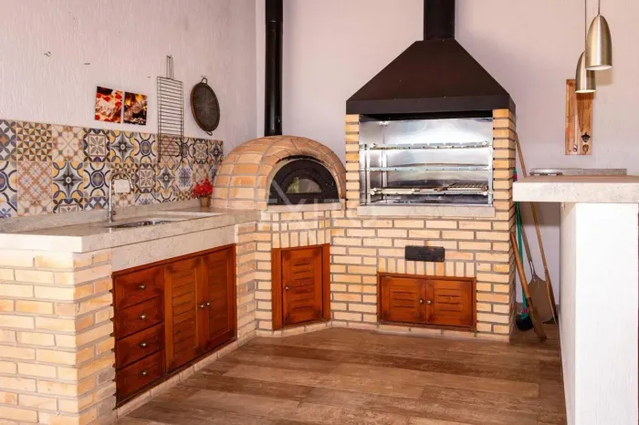 Casa com 3 dormitórios à venda, 400 m² por R$ 1.500.000,00 - Alpes dos Araçás (Jordanésia)