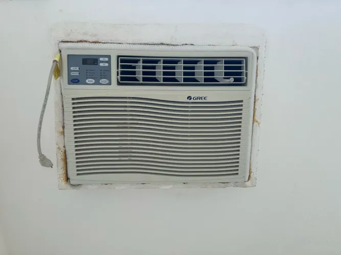 Ar condicionado de janela - 10mil BTUS