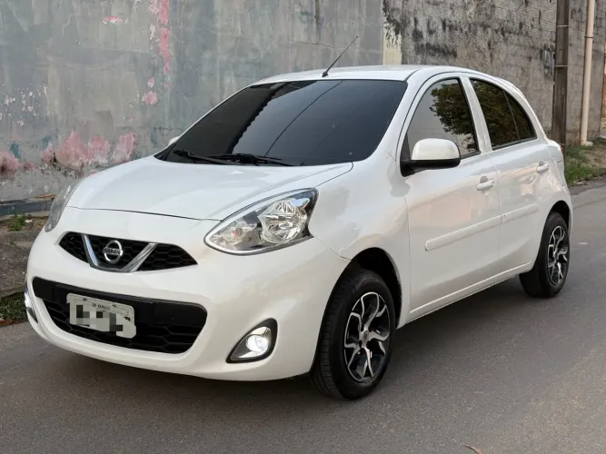 Nissan March 1.0 12V Flex 5P 2016