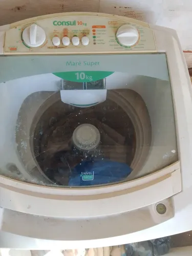 Vendo máquina de lavar roupa com defeito as duas