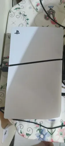 PS5 - 1 MÊS DE USO (Funcionando normalmente)