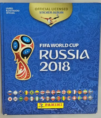 Álbum de Figurinhas da Copa 2018, capa dura, completo, estado de conservação B/B+
