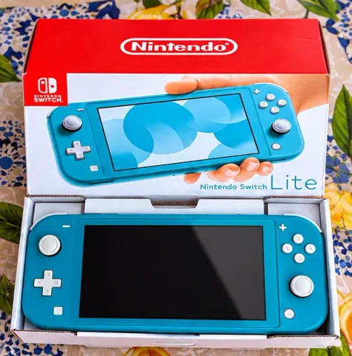 Nintendo Switch Lite Turquesa Desbloqueado - 256GB | Completo na Caixa