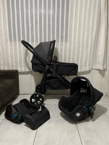 Kit carrinho + bebê conforto e base