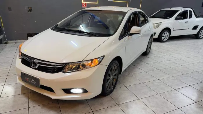 Honda Civic Sedan LXR 2.0 Flexone 16V Aut. 4P 2014