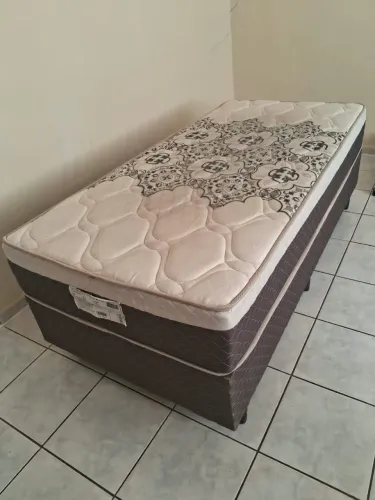 Conjunto BOX + Colchão solteiro