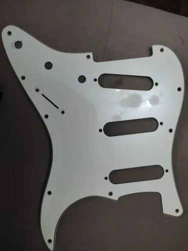 Escudo Fender original