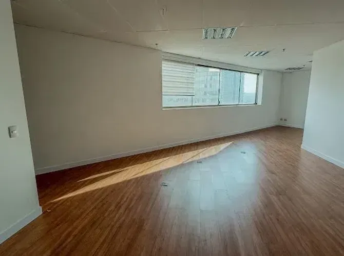 Sala Comercial para locação em Condomínio Edifício Gama Offices em Barueri - SP