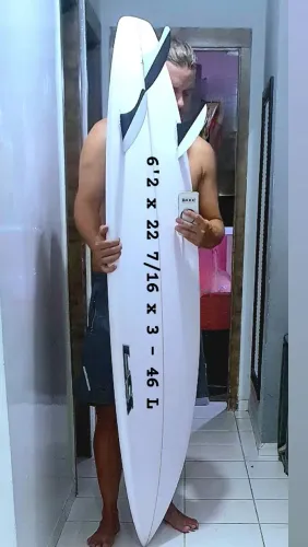 Oportunidade!! Zerada!! Prancha de surff!