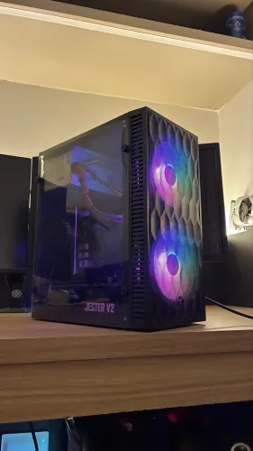 PC GAMER i3 / 8GB RAM / GT 730 4GB + SSD 240GB!! - PC NOVO!!