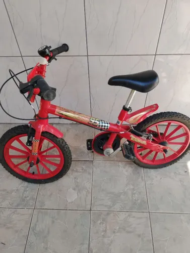 Bike relâmpago McQueen