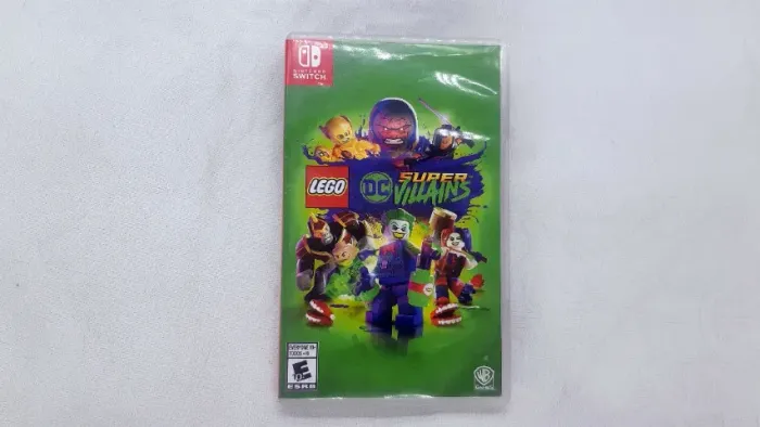 Lego Dc Super villains - Switch - Midia Fisica - Semi Novo