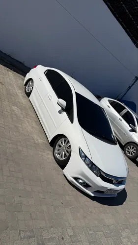 Honda Civic Sedan LXR 2.0 Flexone 16V Aut. 4P 2014