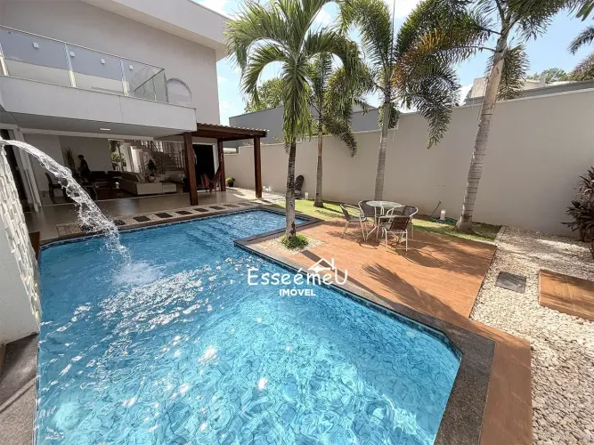 Lindo Sobrado porteira fechada, 4 quartos, 3 suítes, escritório, piscina aquecida Condomín