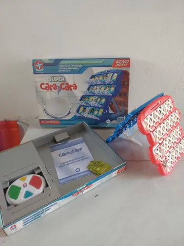Jogo Cara a Cara Eletrônico