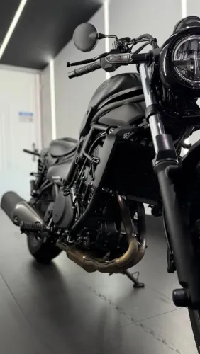 Kawasaki Eliminator 500 