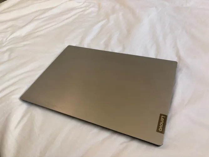 Notebook: Lenovo IdeaPad S145 | Intel Core i7 | 8GB RAM | Tela Full HD | Excelente Estado
